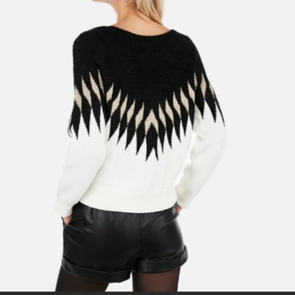 Express Sweater - Picture 3 of 5